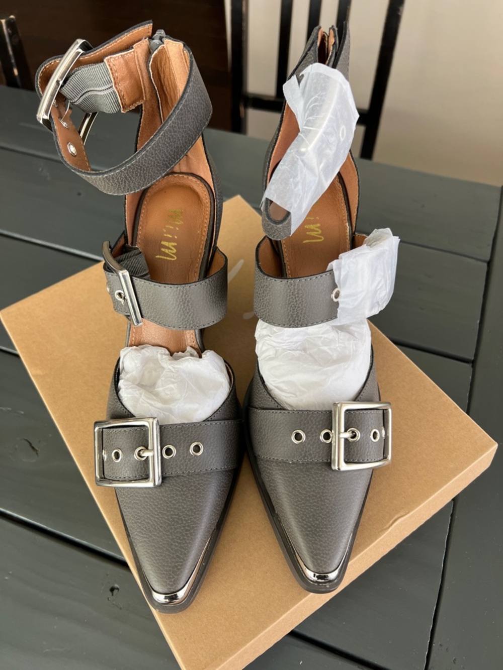 NEW Miracle Miles Hendrix Heels - Picture 2 of 13